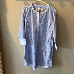 Vineyard Vines- Swim cover and/or sleep shirt-size 12